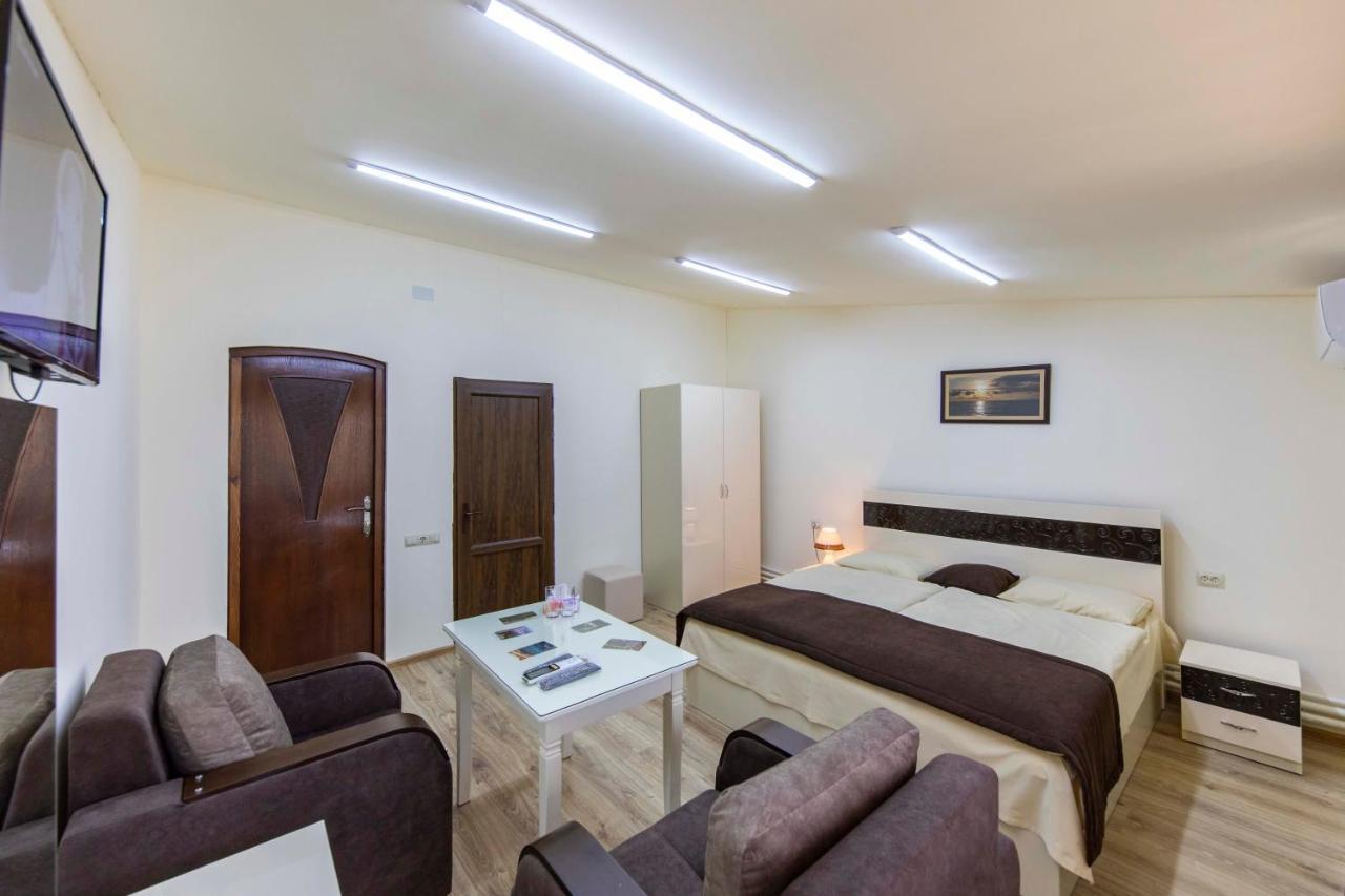 Tatev Hotel And Tours Yerevan Luaran gambar