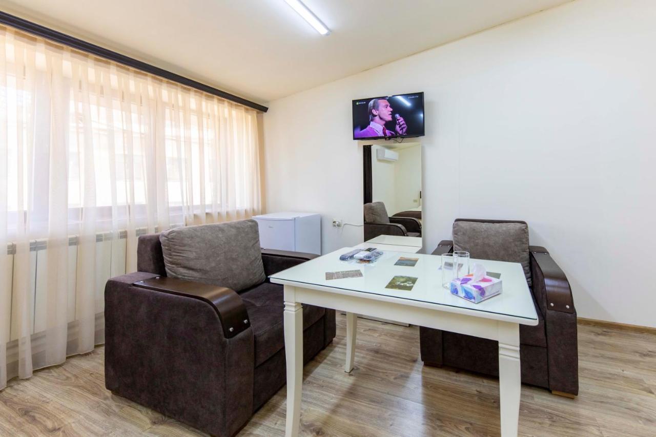 Tatev Hotel And Tours Yerevan Luaran gambar