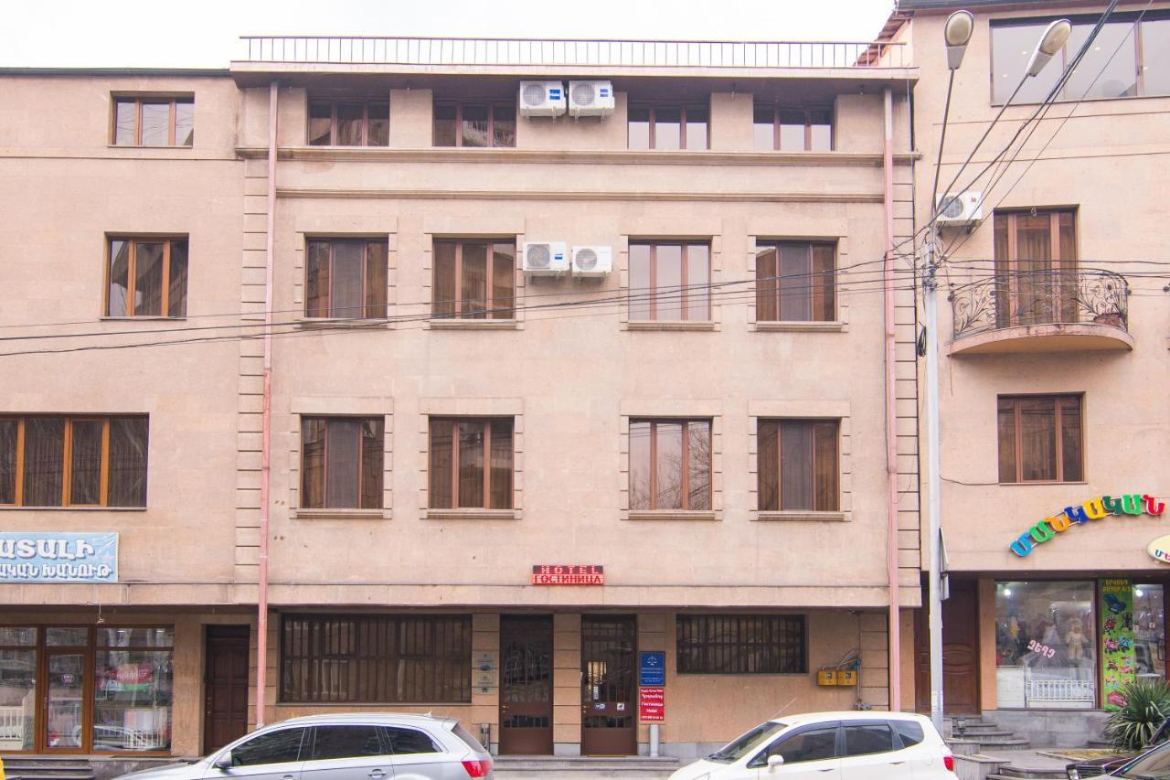 Tatev Hotel And Tours Yerevan Luaran gambar