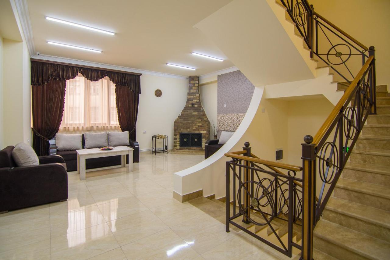 Tatev Hotel And Tours Yerevan Luaran gambar