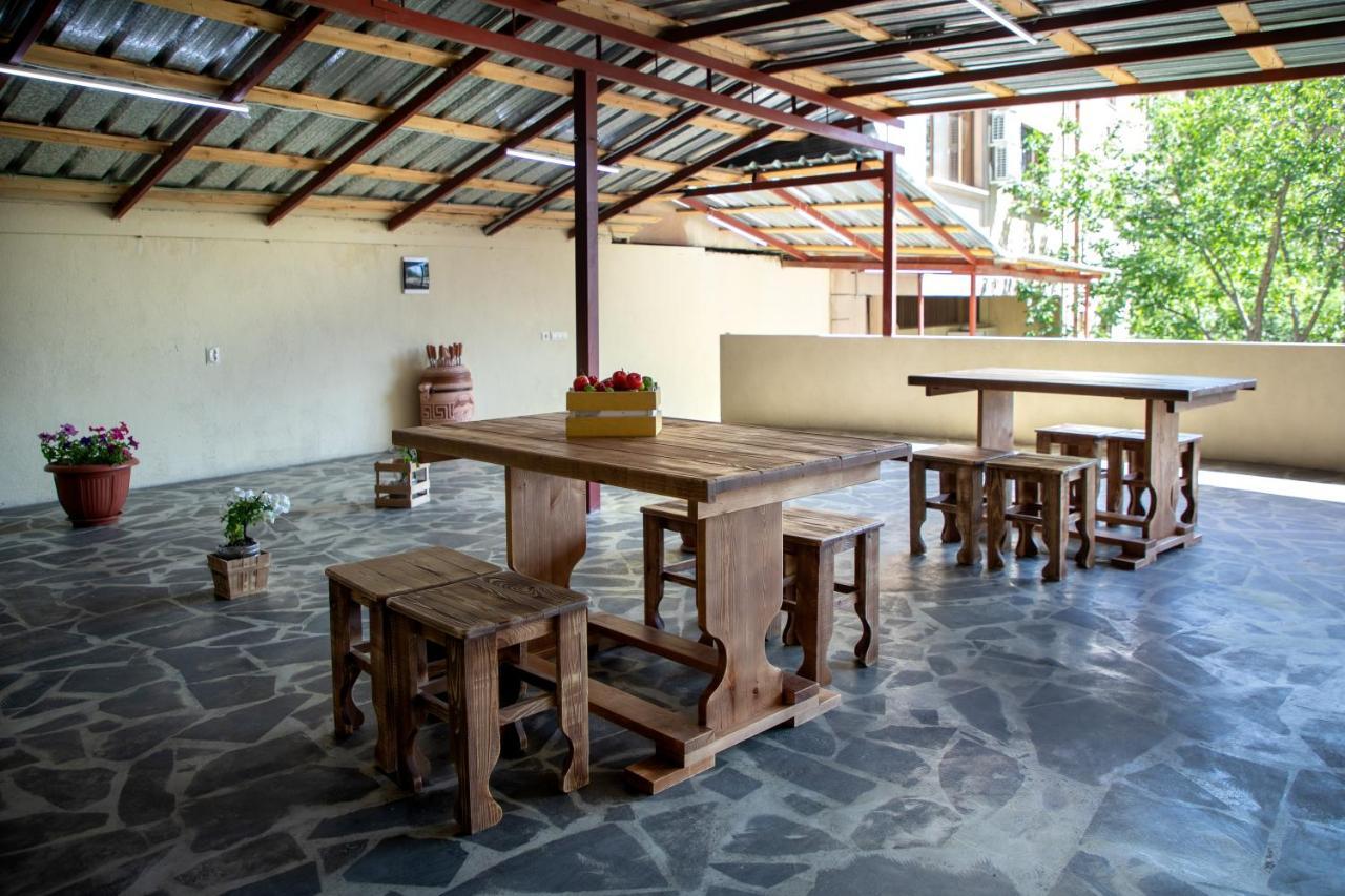 Tatev Hotel And Tours Yerevan Luaran gambar