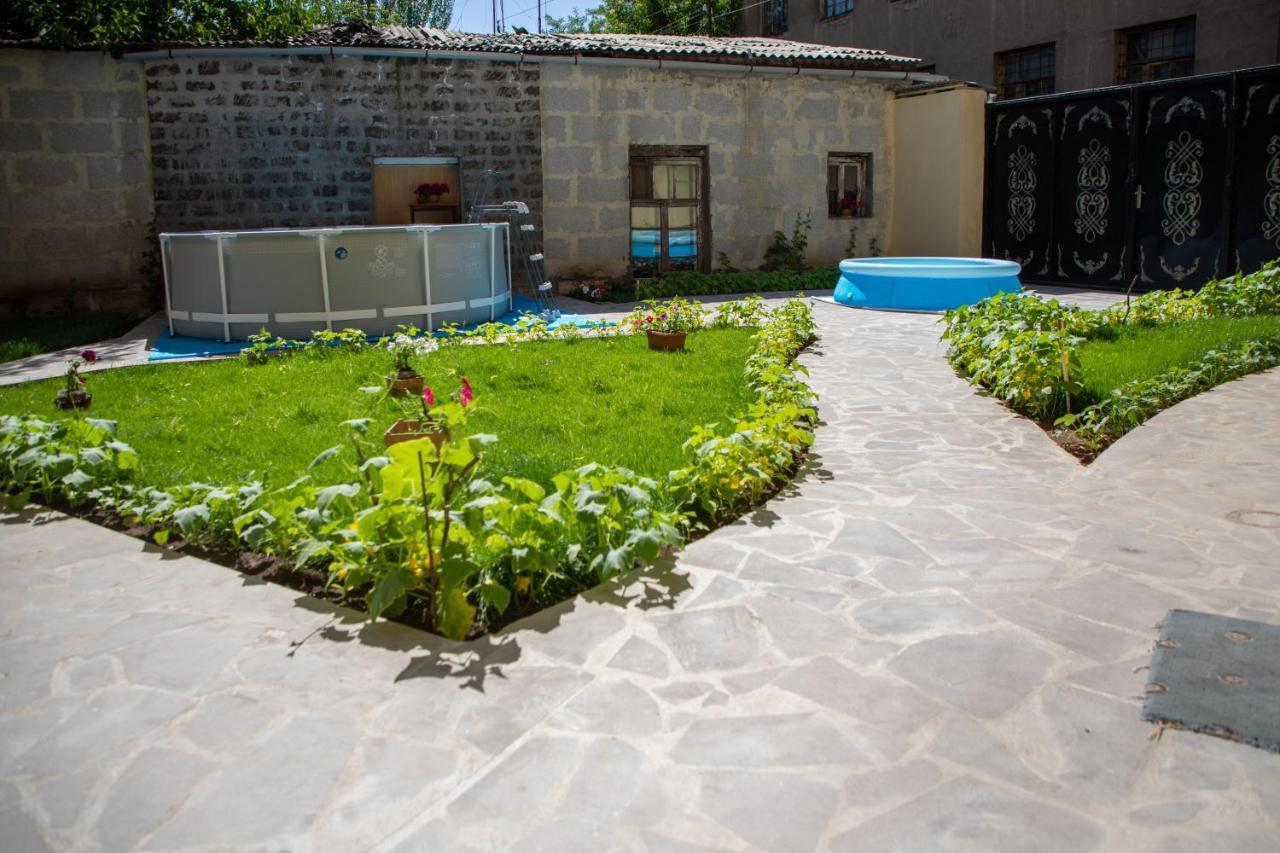 Tatev Hotel And Tours Yerevan Luaran gambar
